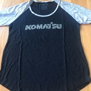 Women’s 3/4 sleeve komatsu shirt.